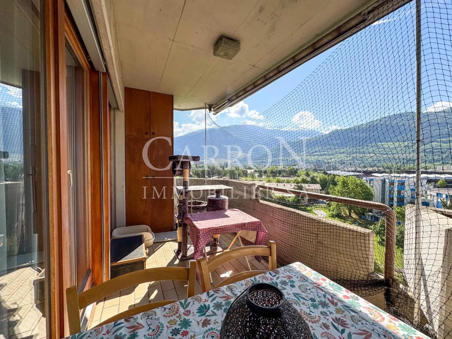 Magnificent 4.5-room penthouse in the center of Vissigen - Photo 9 of 10