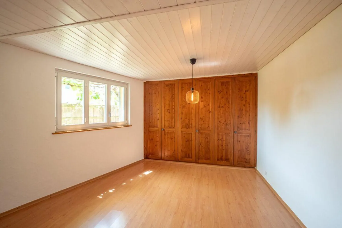 Fehr Immobiliare - Appartamento al piano terra con 4 camere vicino al lago - Foto 8 di 13