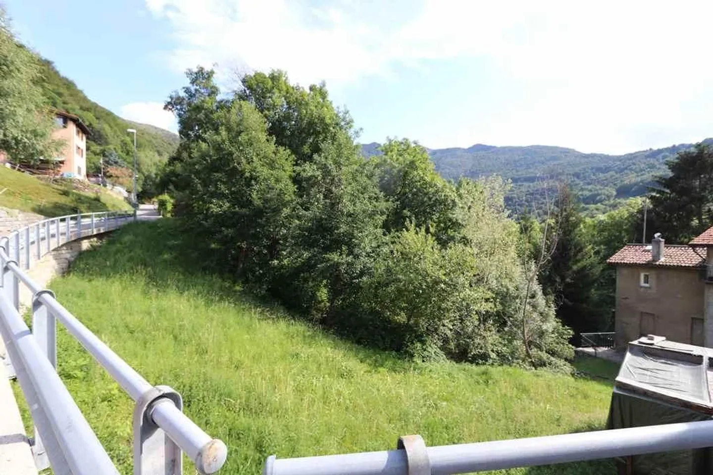 Casa singola in affitto - Foto 4 di 13