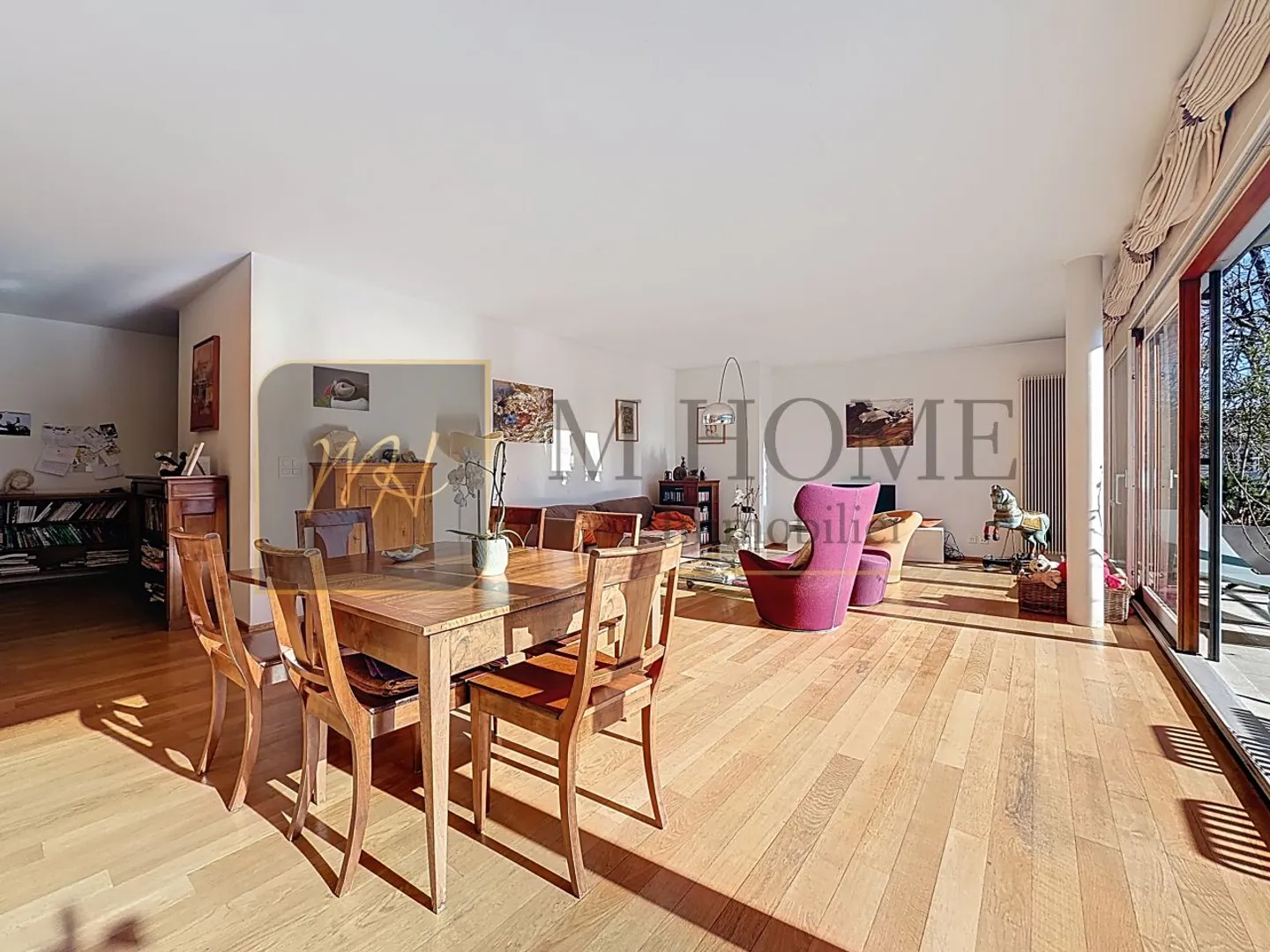 Spacious Apartment with Alpine View - Photo 5 of 13