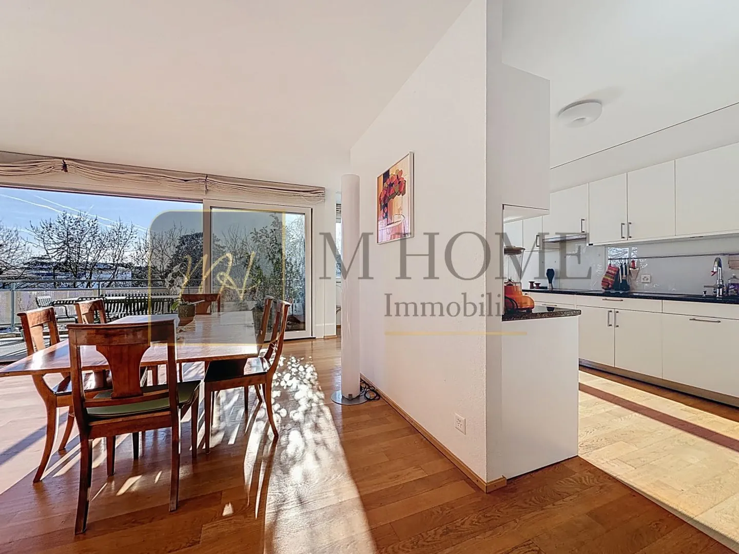 Spacious Apartment with Alpine View - Photo 7 of 13