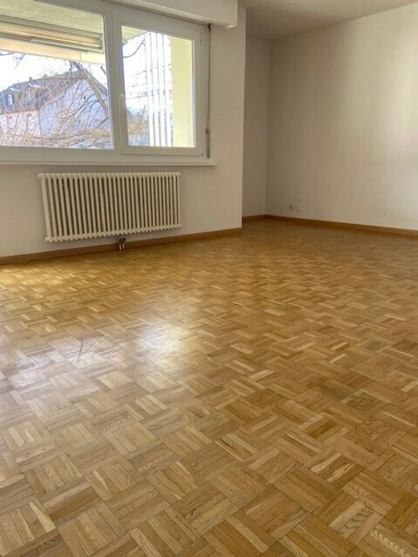 5½ ROOM APARTMENT IN A FAMILY NEIGHBORHOOD - Photo 4 of 14