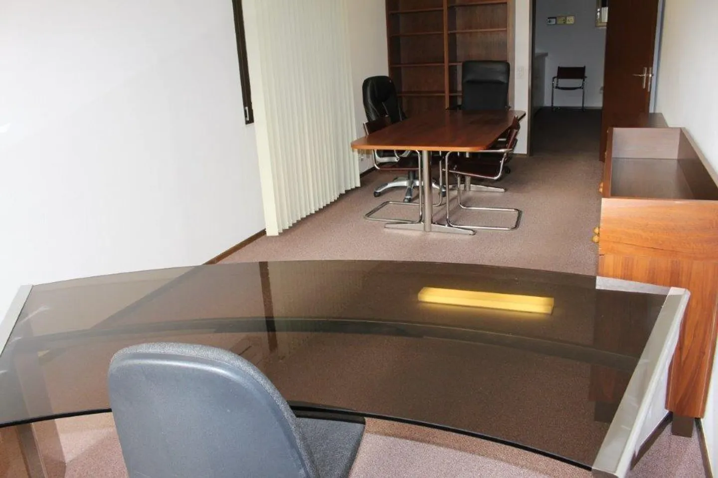 4 Büroräume von ca. 100 m2 an sehr zentraler Lage / 4 locali uffici... - Foto 4 di 13