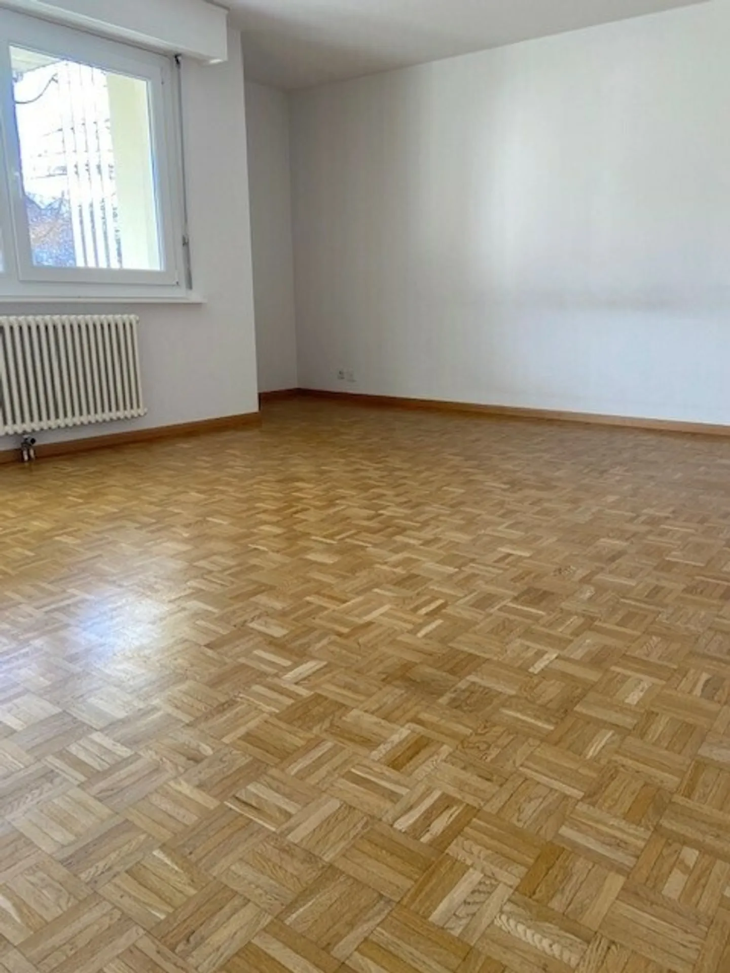 5½ ROOM APARTMENT IN A FAMILY NEIGHBORHOOD - Photo 5 of 14