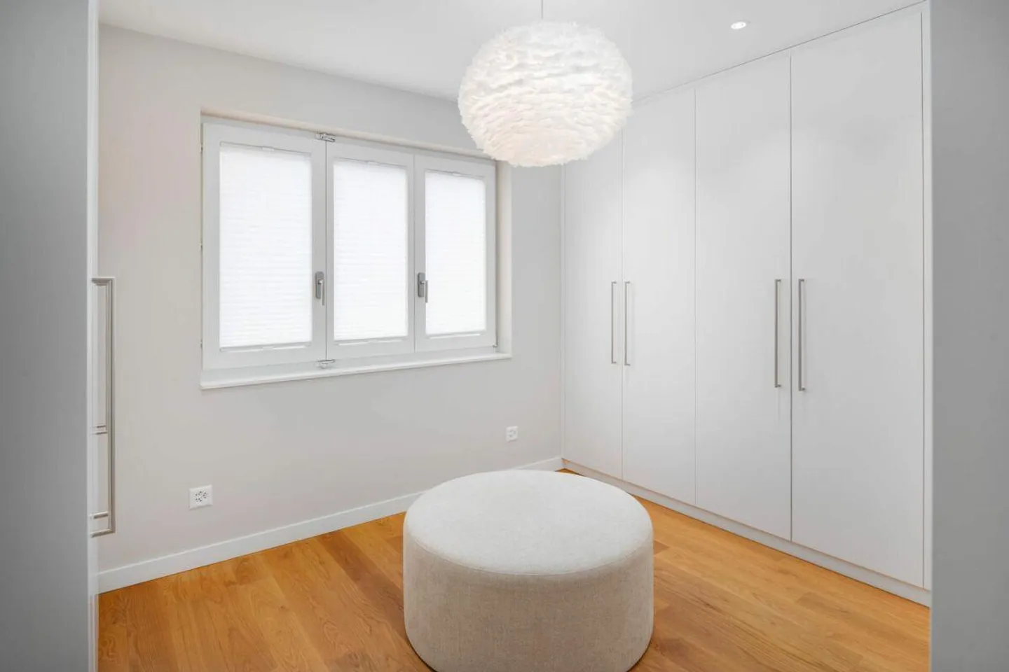 Aménagé avec soin, avec vue et piscine - Photo 9 sur 13