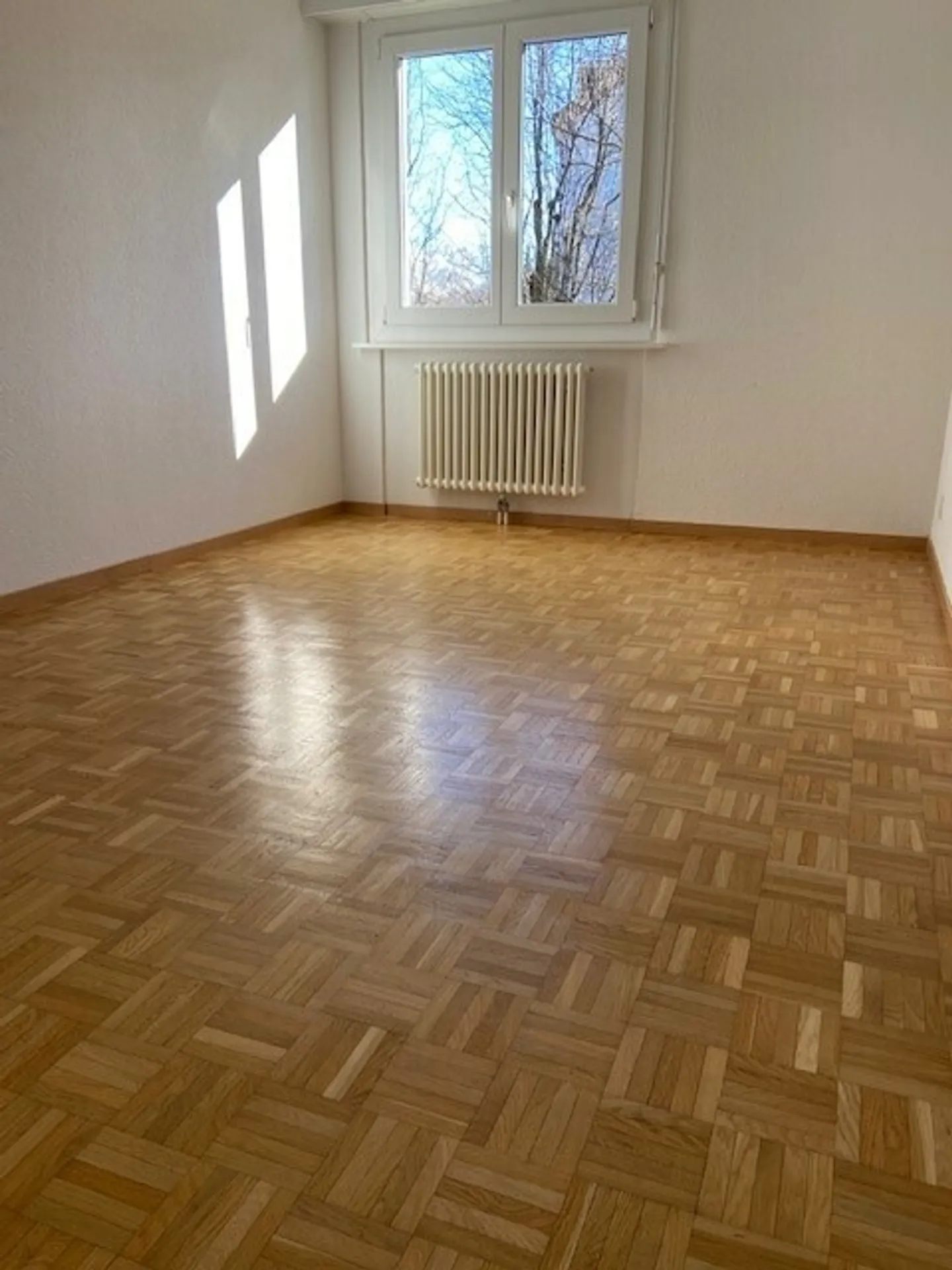 5½ ROOM APARTMENT IN A FAMILY NEIGHBORHOOD - Photo 8 of 14