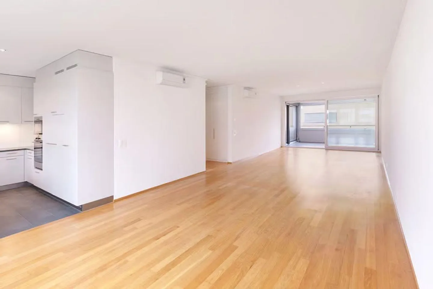 Appartamento di 4 1/2 locali al 3° piano nel popolare quartiere Hertiquartier - Foto 8 di 13