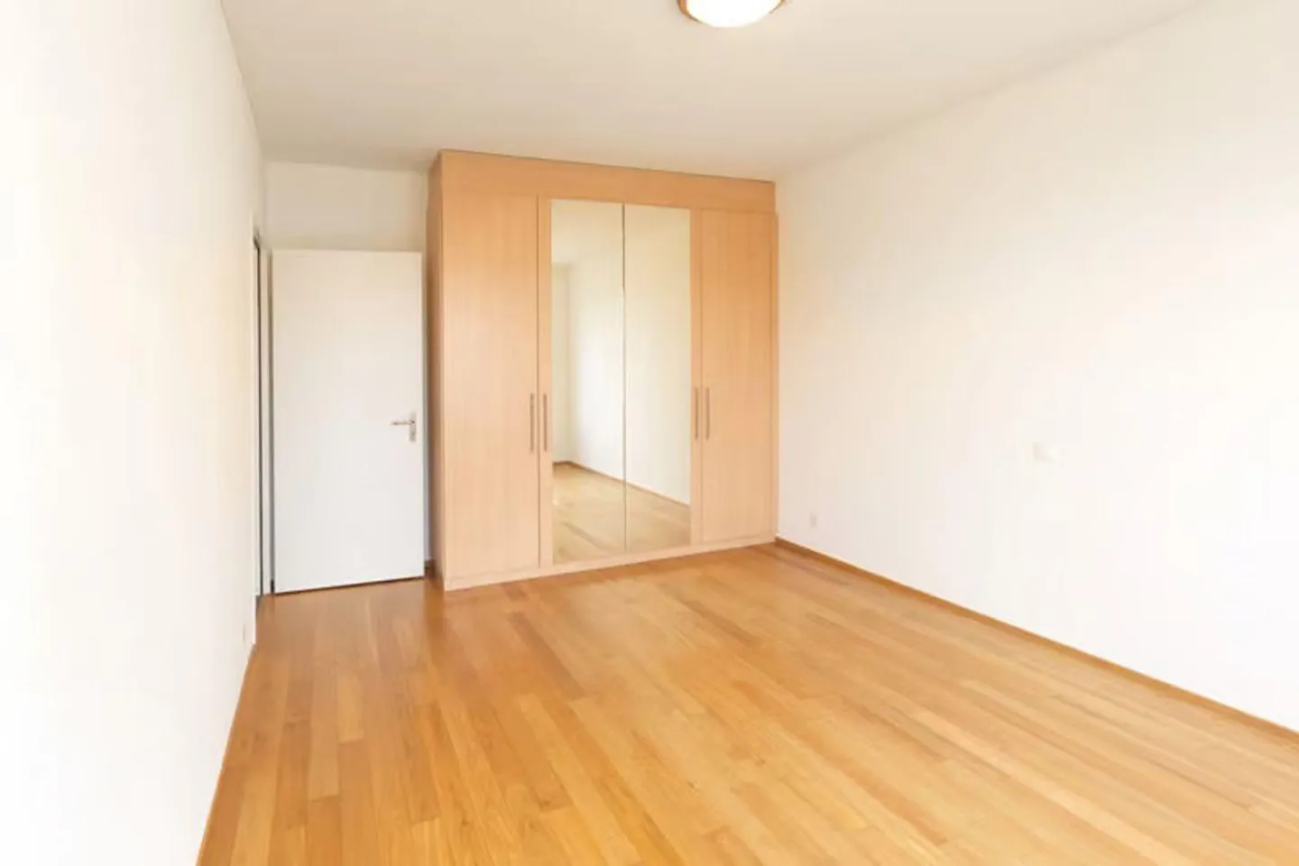 Appartamento di 4 1/2 locali al 3° piano nel popolare quartiere Hertiquartier - Foto 6 di 13