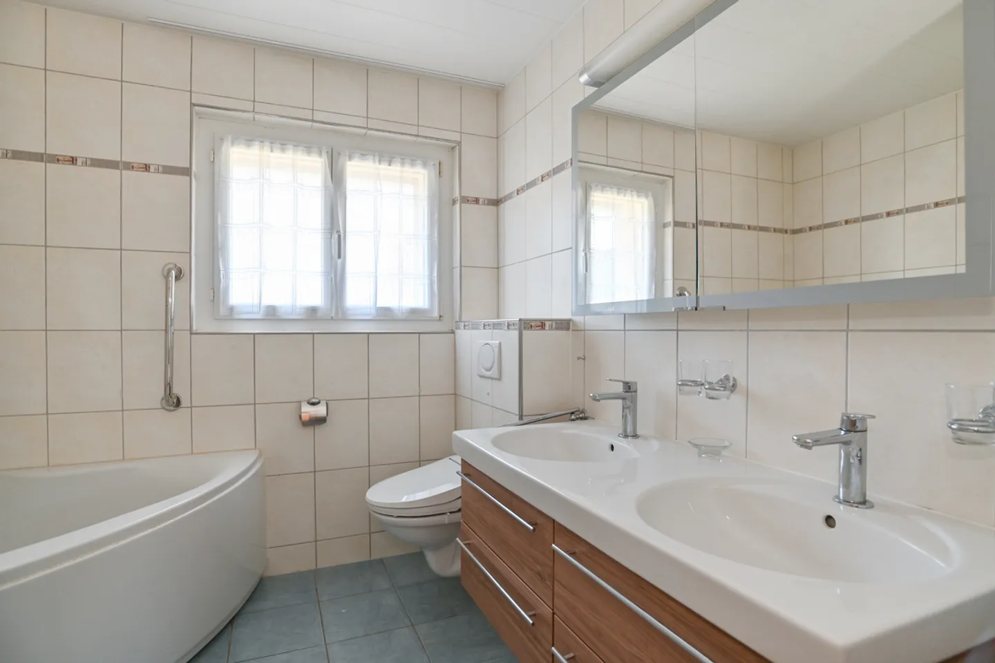 Renoviertes Einfamilienhaus in Zelgli - Foto 11 von 14