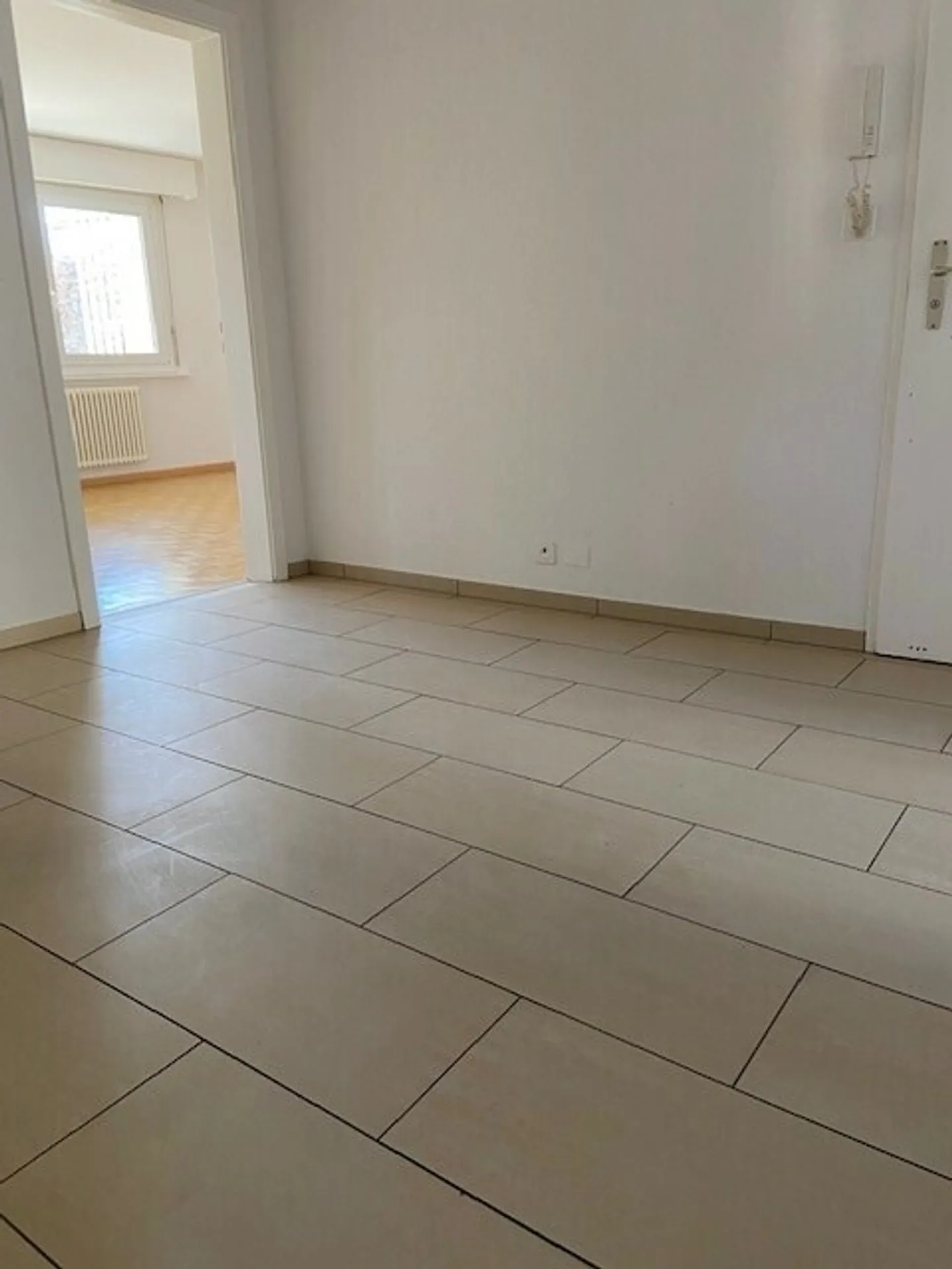 5½ ROOM APARTMENT IN A FAMILY NEIGHBORHOOD - Photo 10 of 14