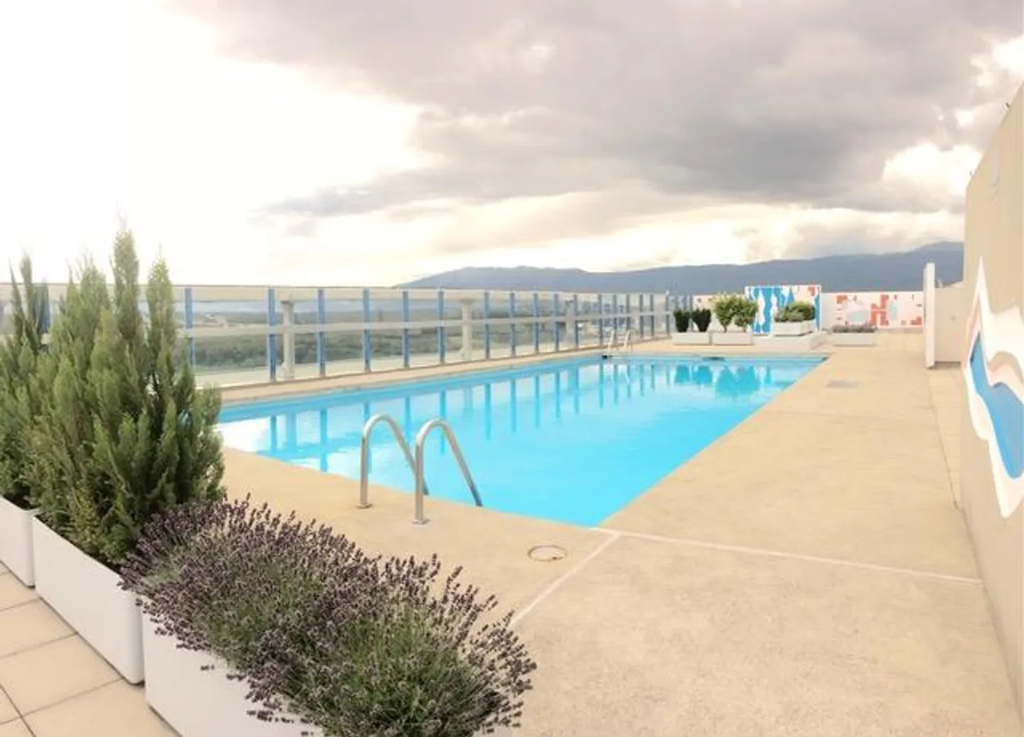 A BRIGHT LIVING ENVIRONMENT, JUST A FEW STEPS FROM NATURE AND THE RHÔNE - Photo 8 of 8