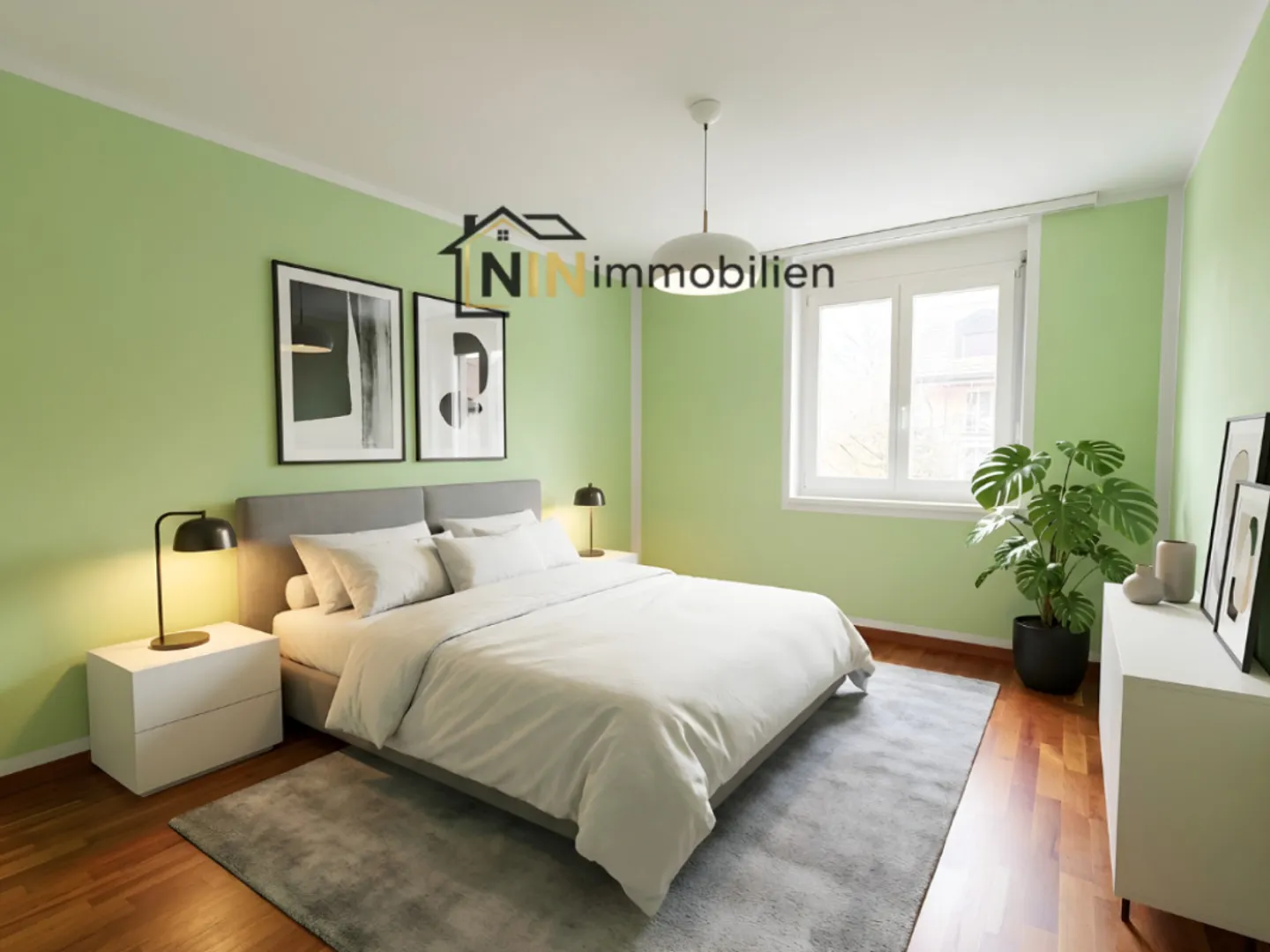 Quiet Apartment with Balcony - Photo 4 of 7