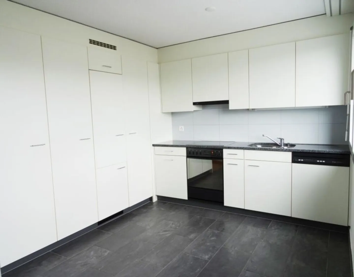 Ruhige Wohnung an zentraler Lage - Foto 2 von 7