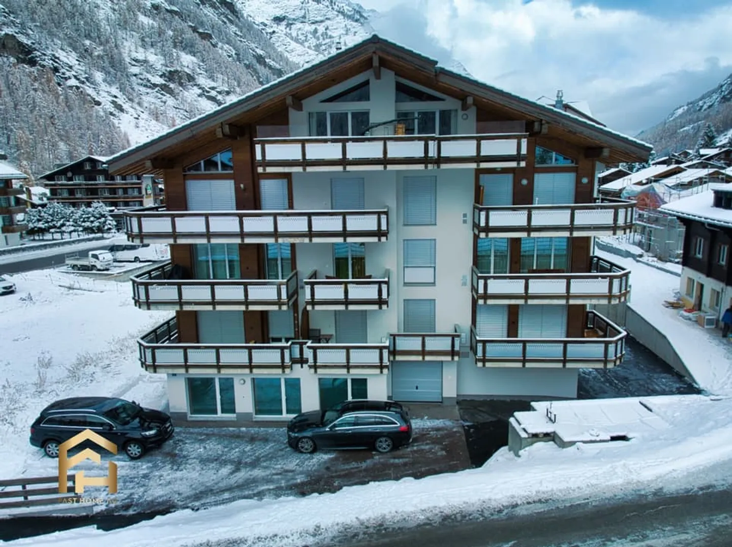 Centrally Located Car Garages in Täsch - Photo 9 of 13