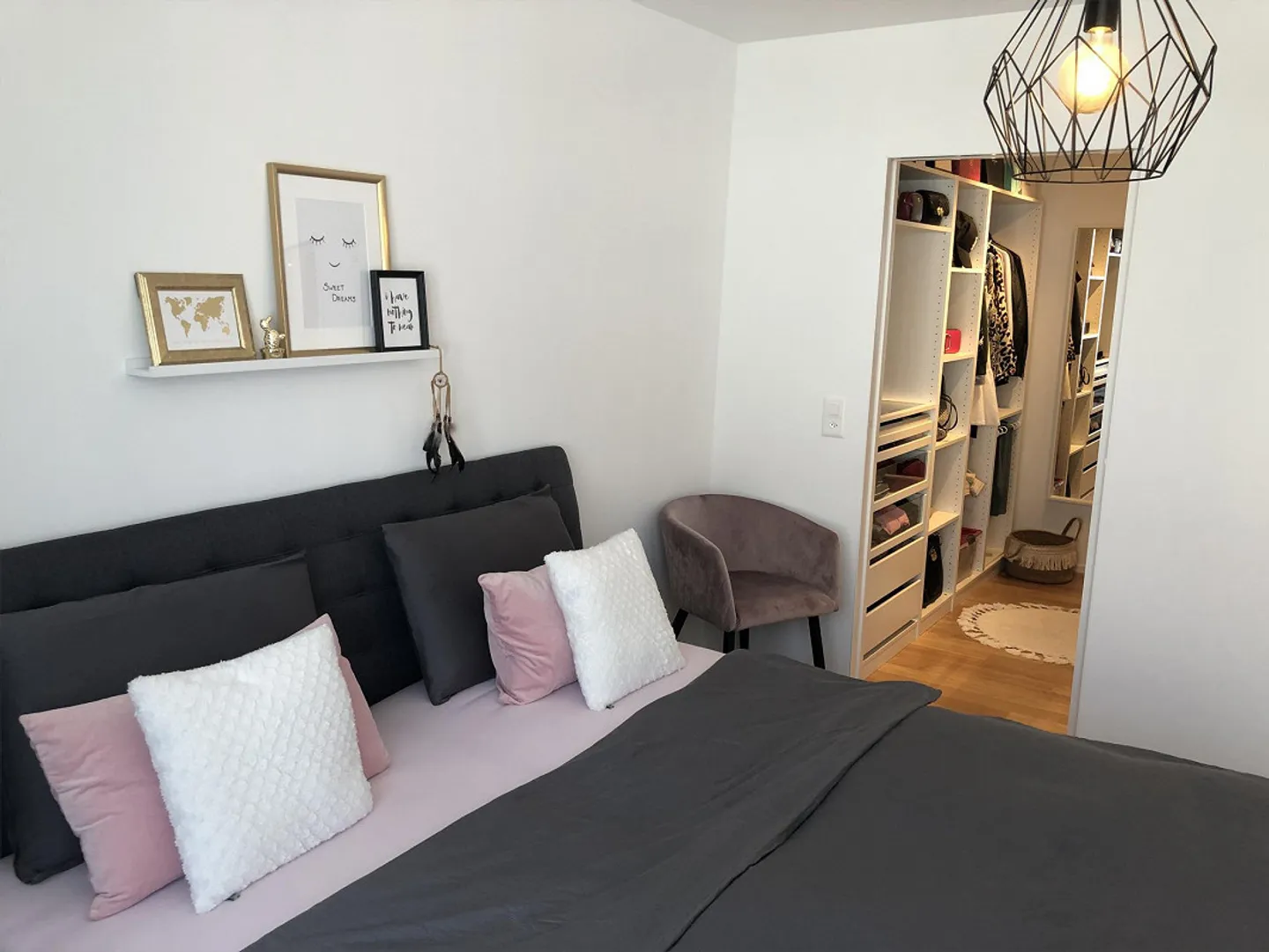 Appartamento 2,5 locali nel cuore di Sissach - Foto 1 di 4