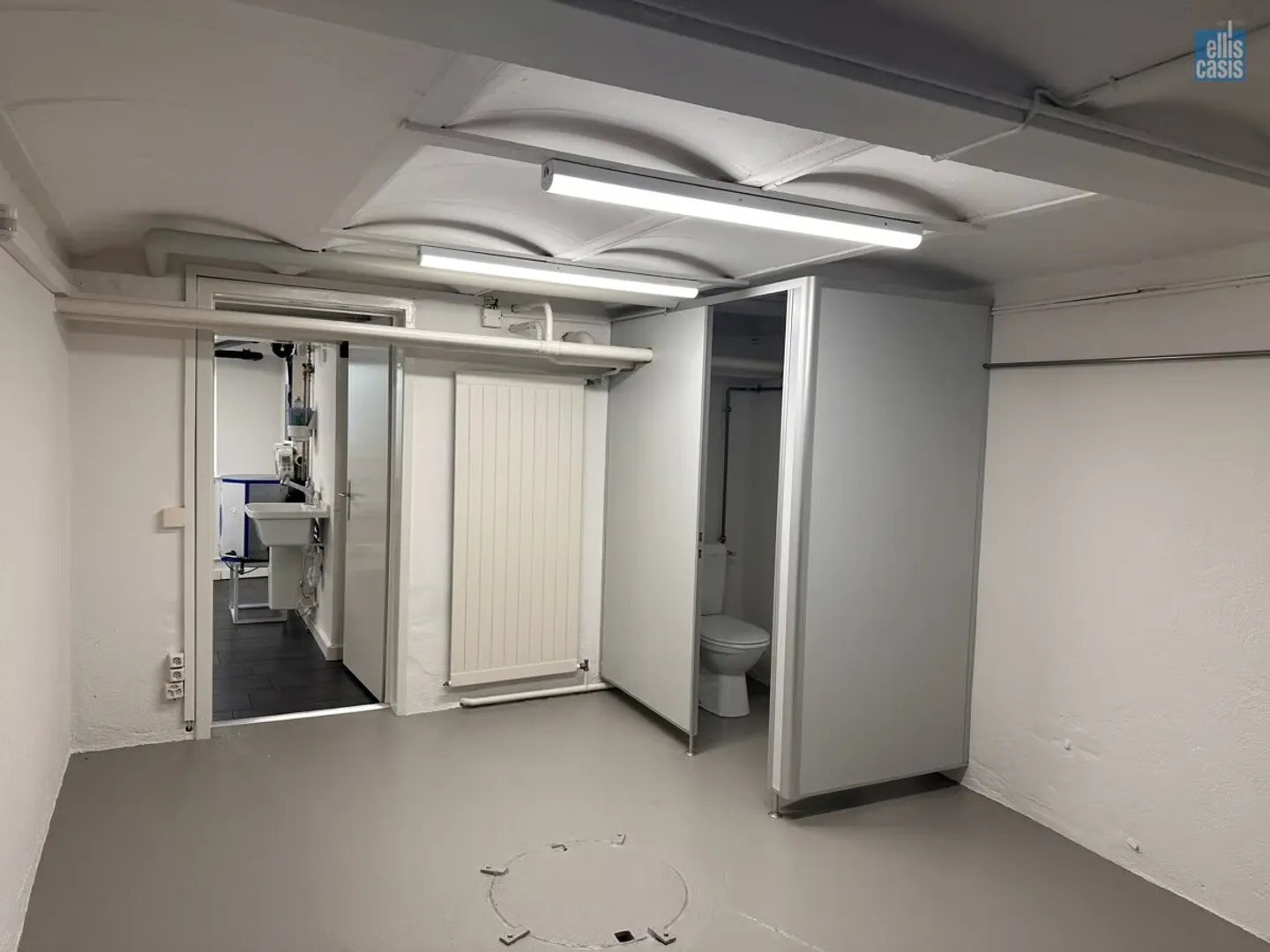 Attraktive Gewerbefläche für Büro, Praxis oder Dienstleistung - Photo 8 of 11