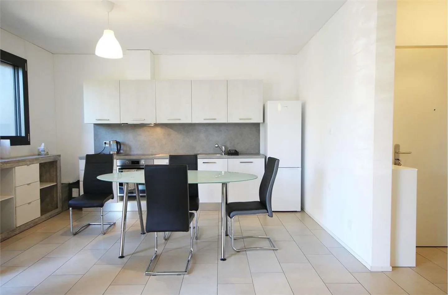 Lugano: modern apartment near the center - Photo 4 of 10