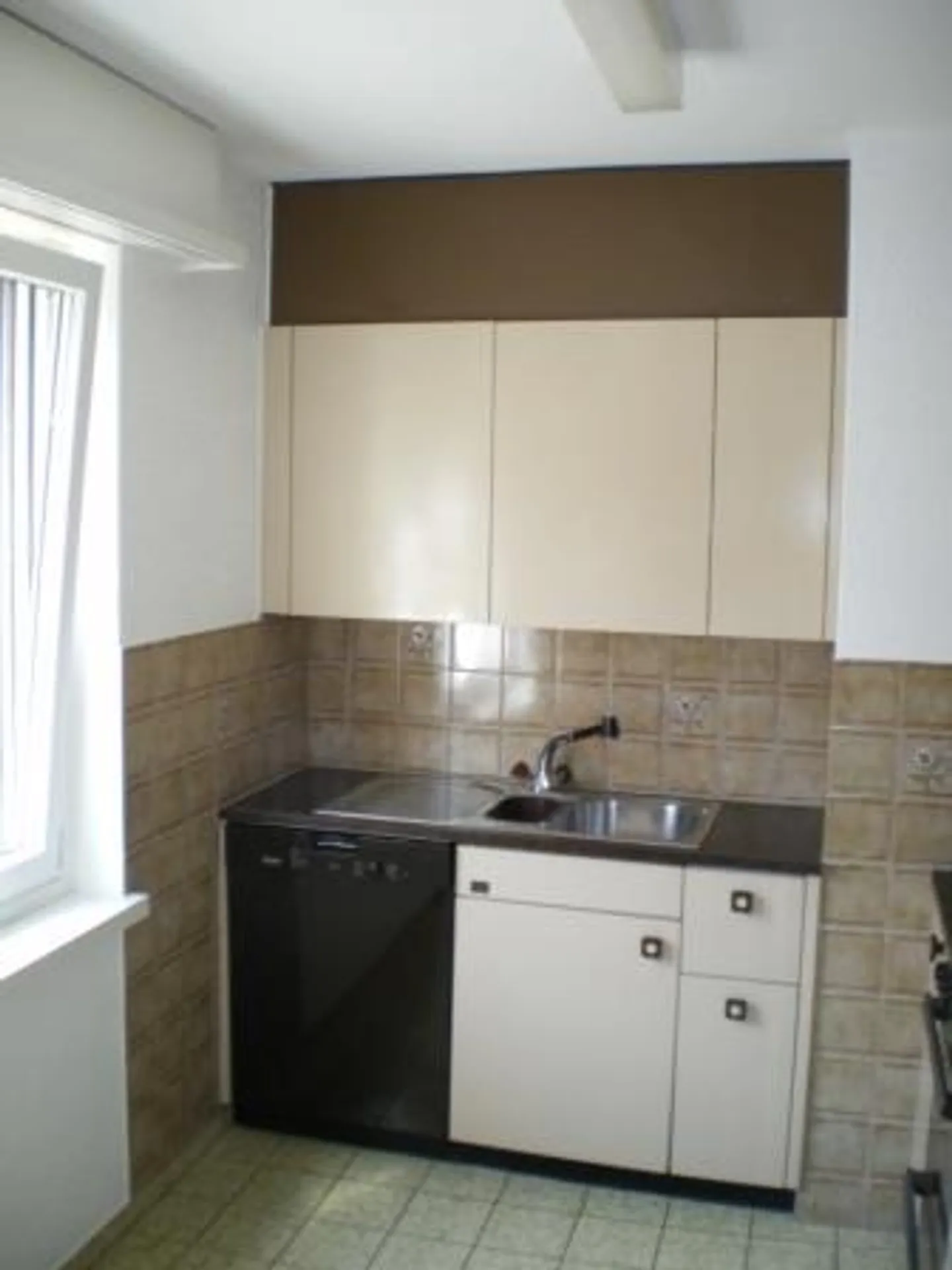 Appartamento luminoso 3.5 locali - Foto 2 di 8