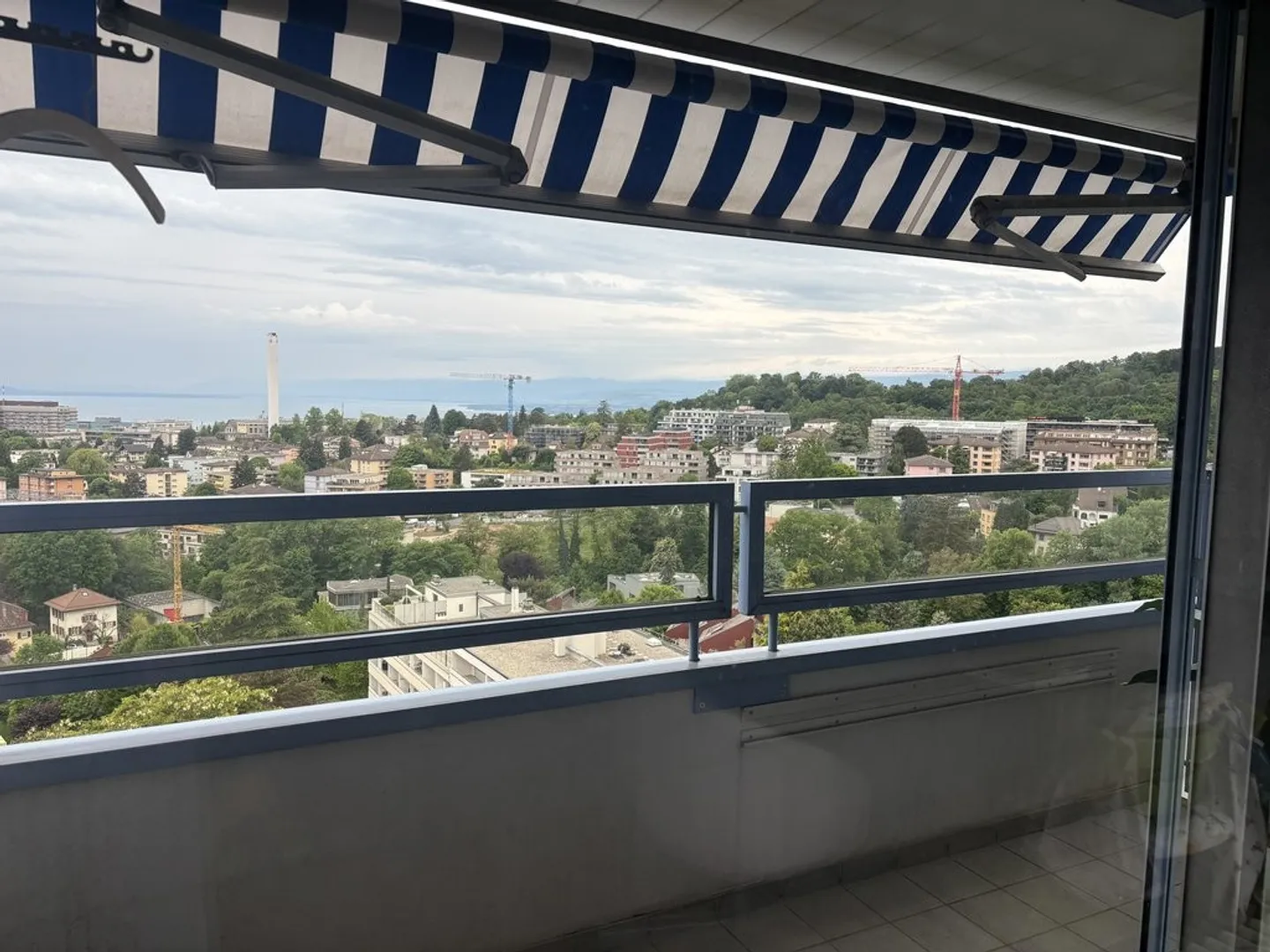 Wohnung mit Genfersee Blick - Foto 1 von 6