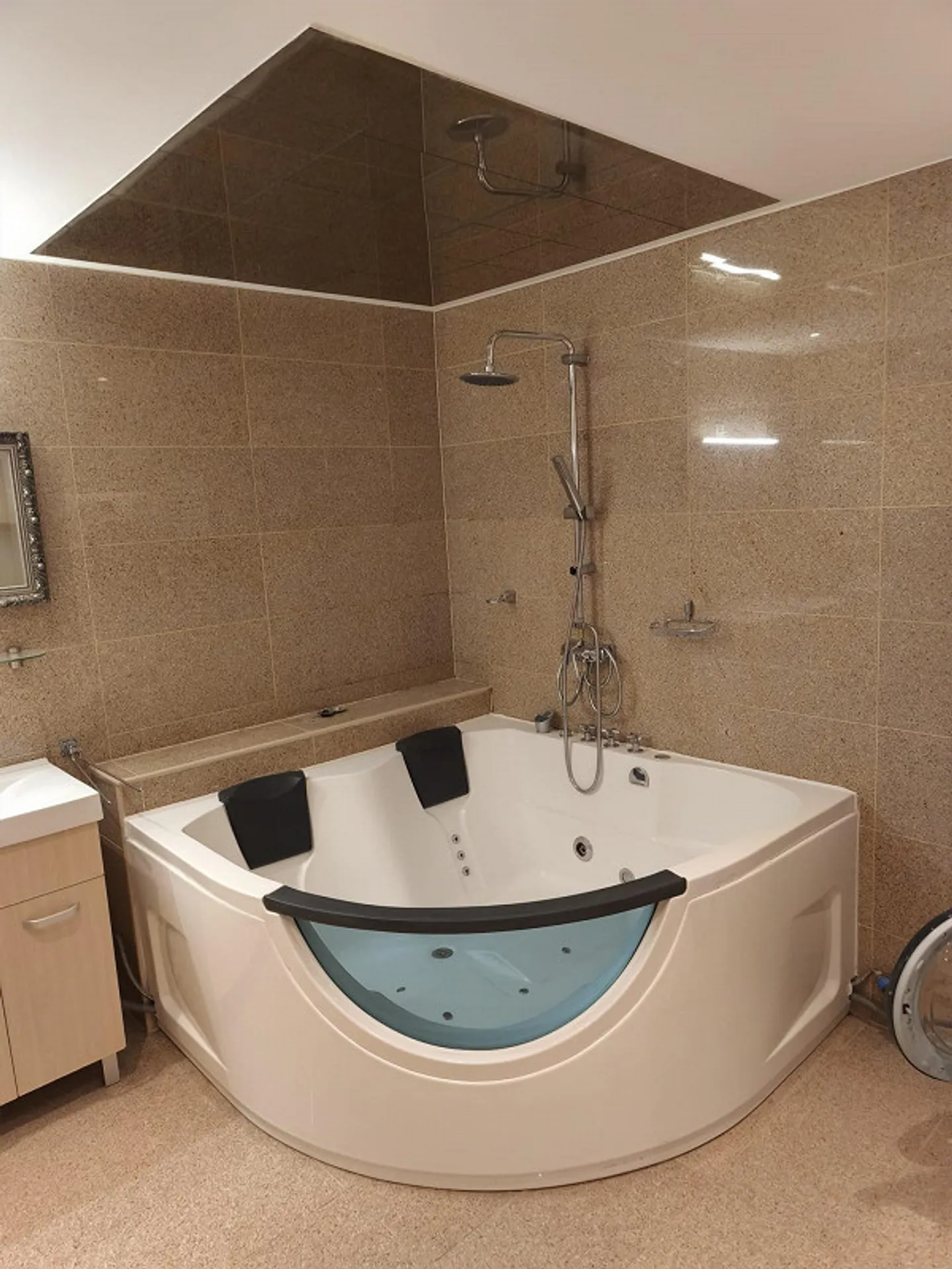 AMICASA AG: Shared Room in Prime Location (Zurich District 6) - Photo 11 of 16