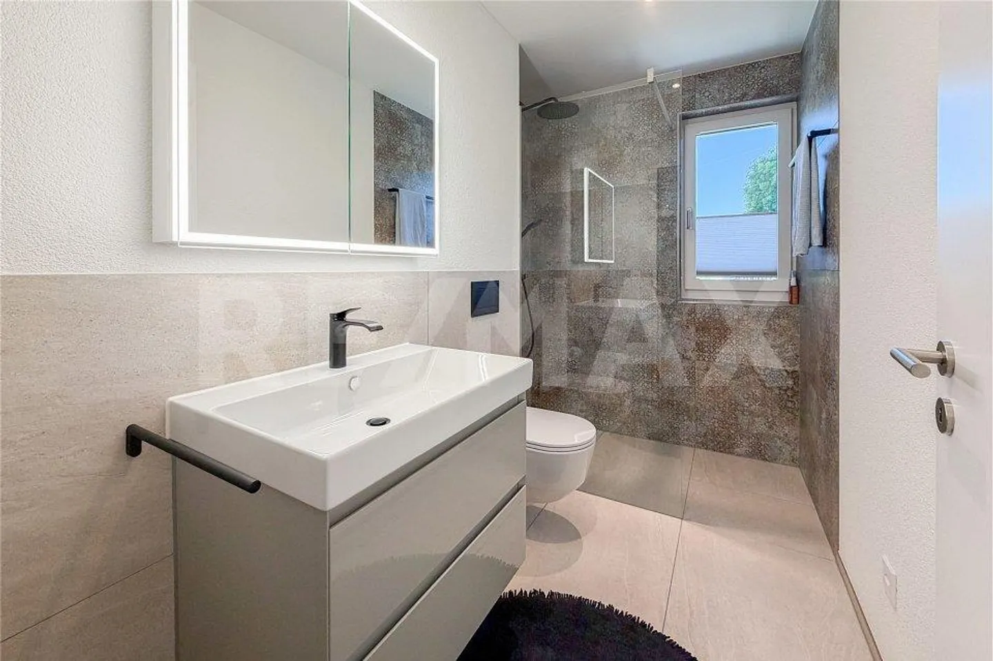 Moderne Maisonette mit Rheinblick - Foto 11 von 13
