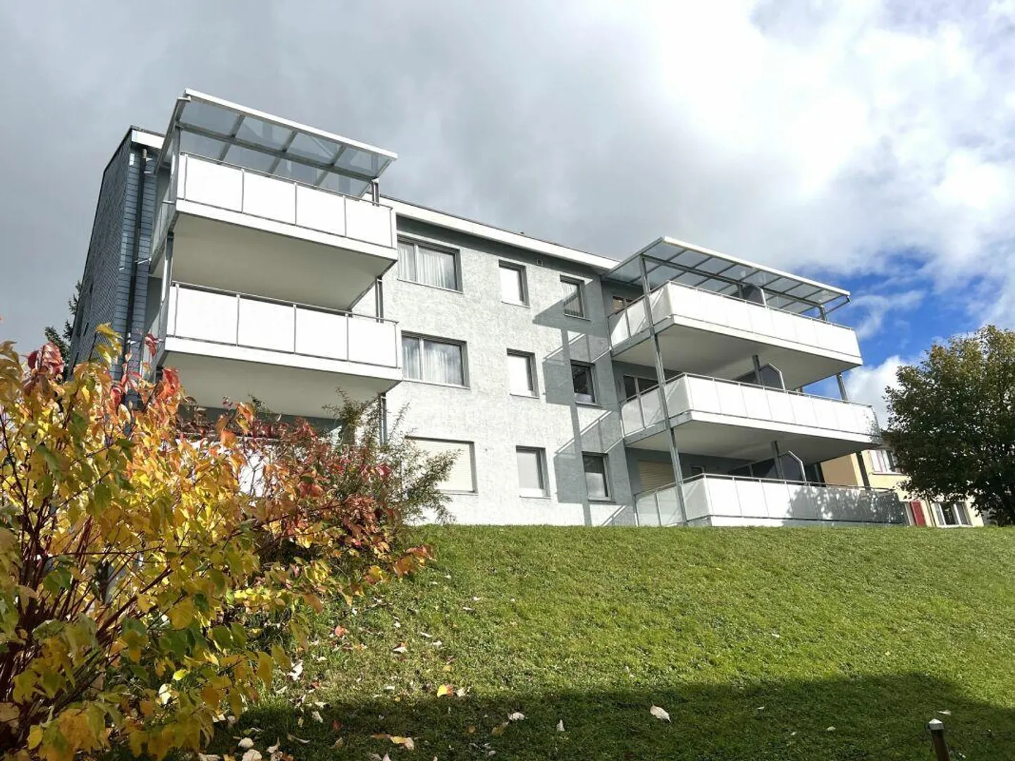 3-Zimmerwohnung mit grossem Balkon und schöner Aussicht - Foto 9 von 9