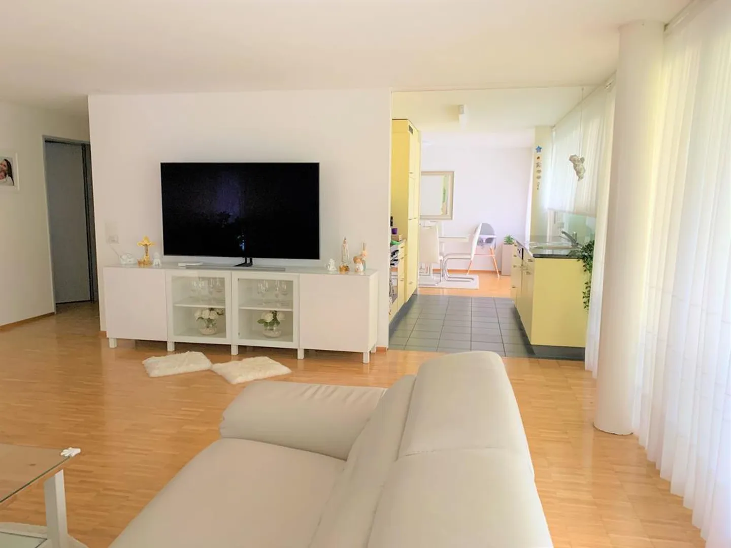 Practical Apartment in a Good Location - Photo 3 of 6