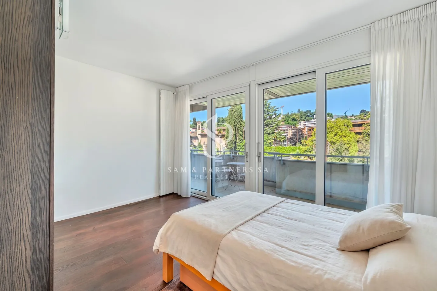Appartement mansardé avec vue sur le lac - Photo 16 sur 20