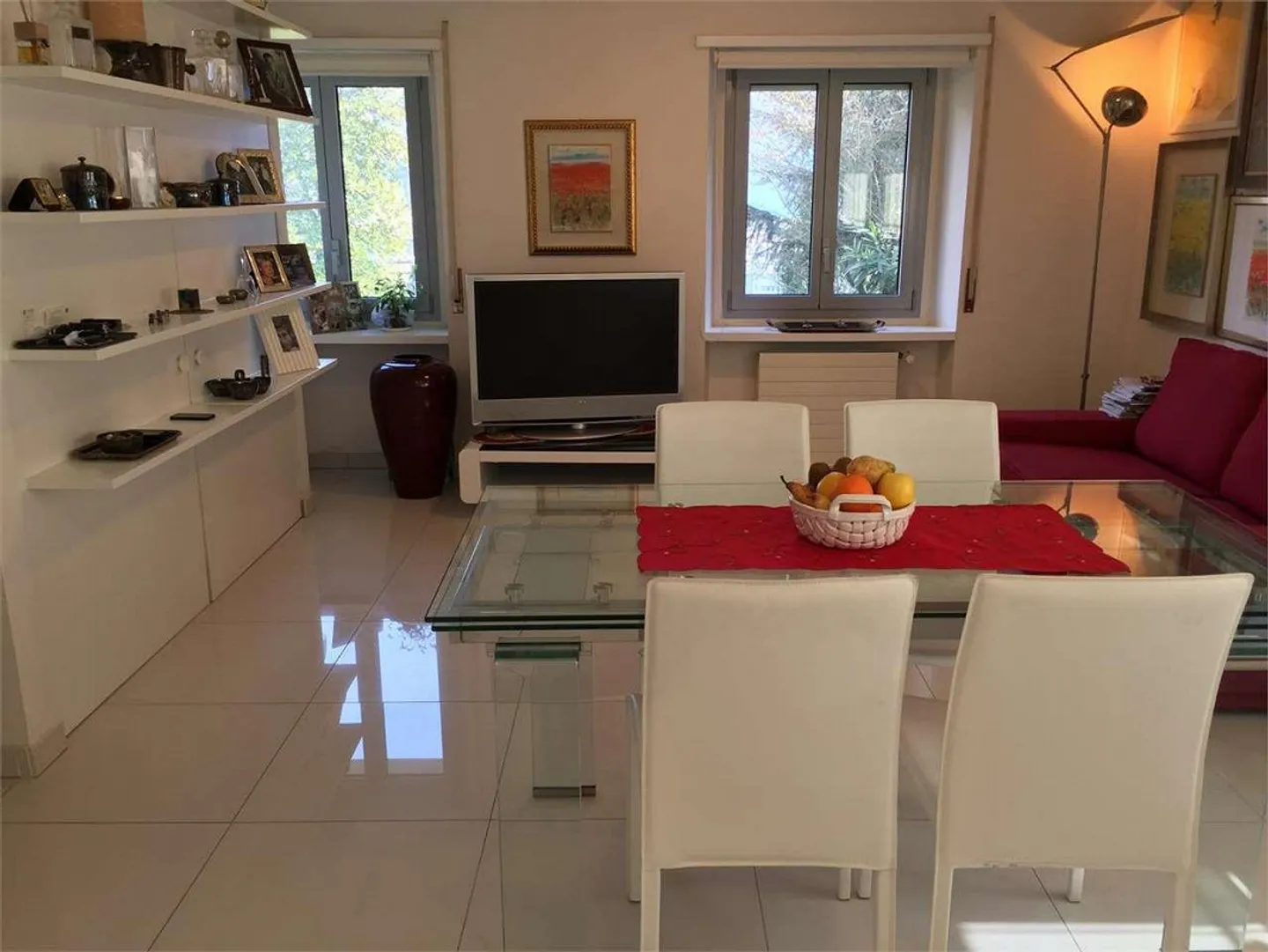 Lugano, spazioso 3,5  Piano terra - Foto 3 di 13