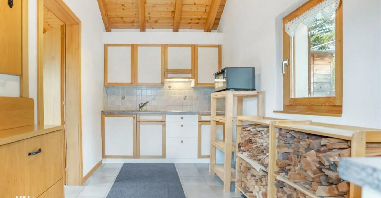 A private retreat in the heart of the Valais mountains - Photo 6 of 13