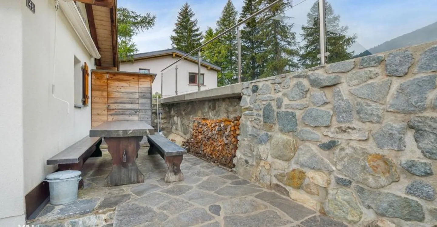 A private retreat in the heart of the Valais mountains - Photo 12 of 13