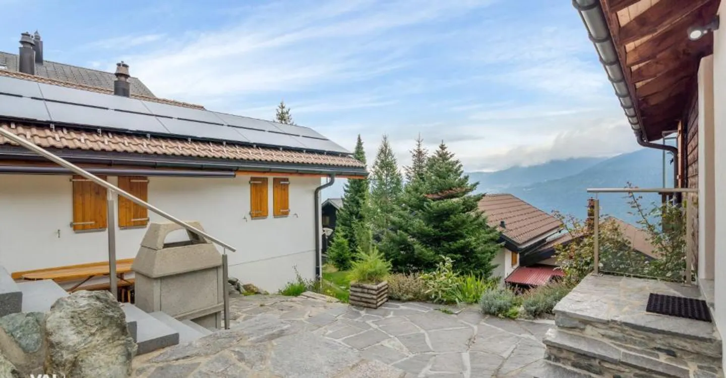 A private retreat in the heart of the Valais mountains - Photo 13 of 13