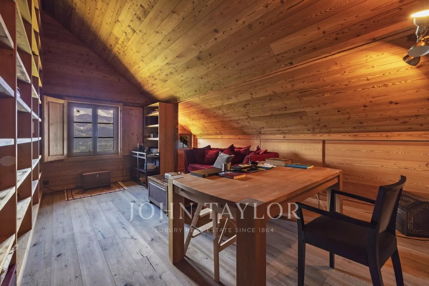 Historisches Chalet mit Atemberaubendem Blick - Foto 6 von 10