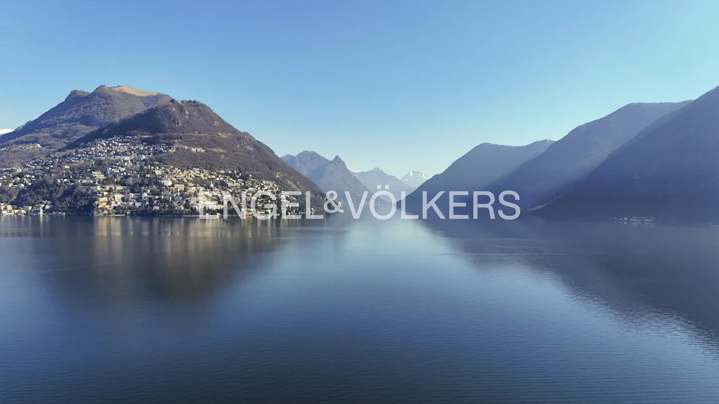 Prestige apartment with a view of Lake Lugano - Photo 13 of 14