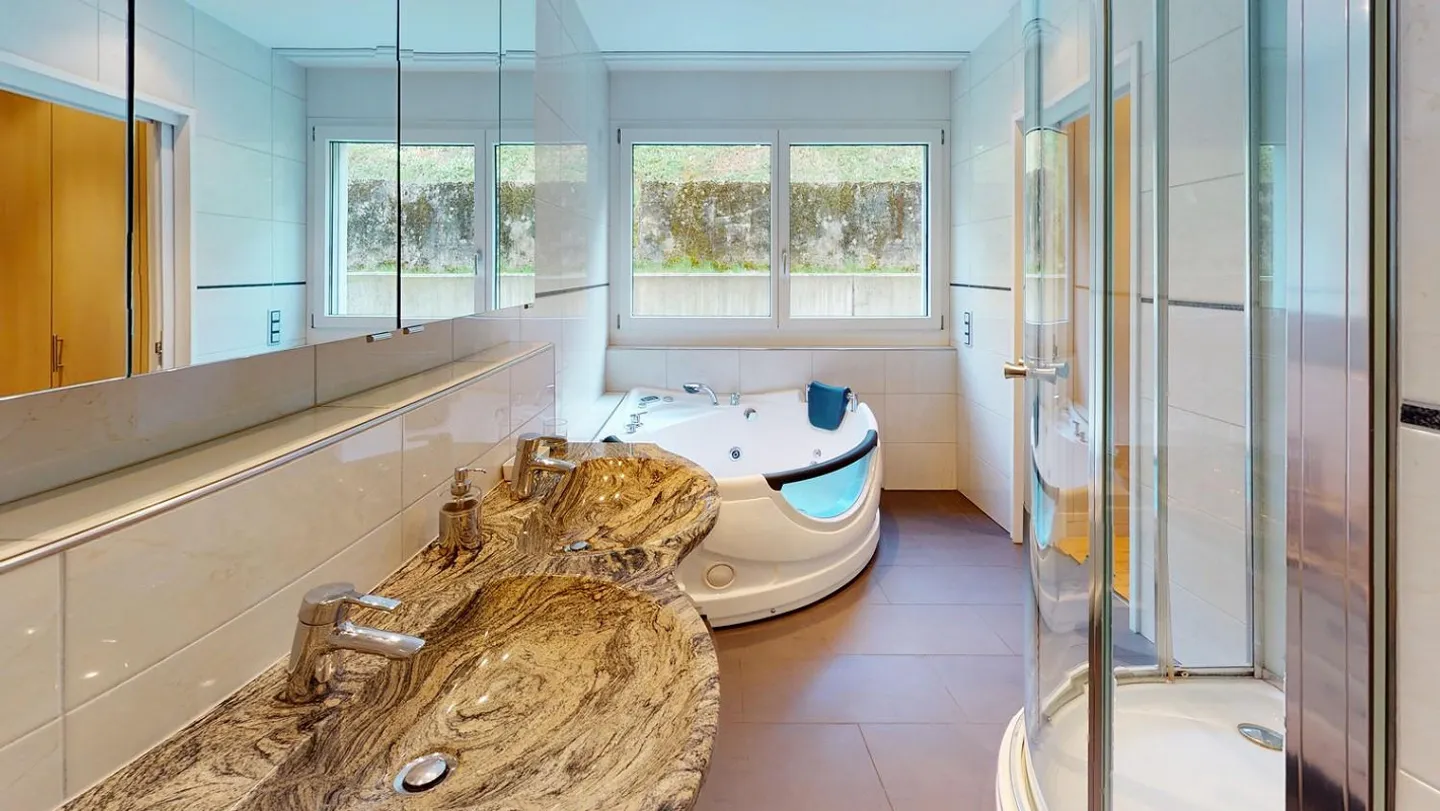 Appartamento moderno con una bellissima vista sul lago e buone connessioni di trasporto pubblico - Foto 6 di 9