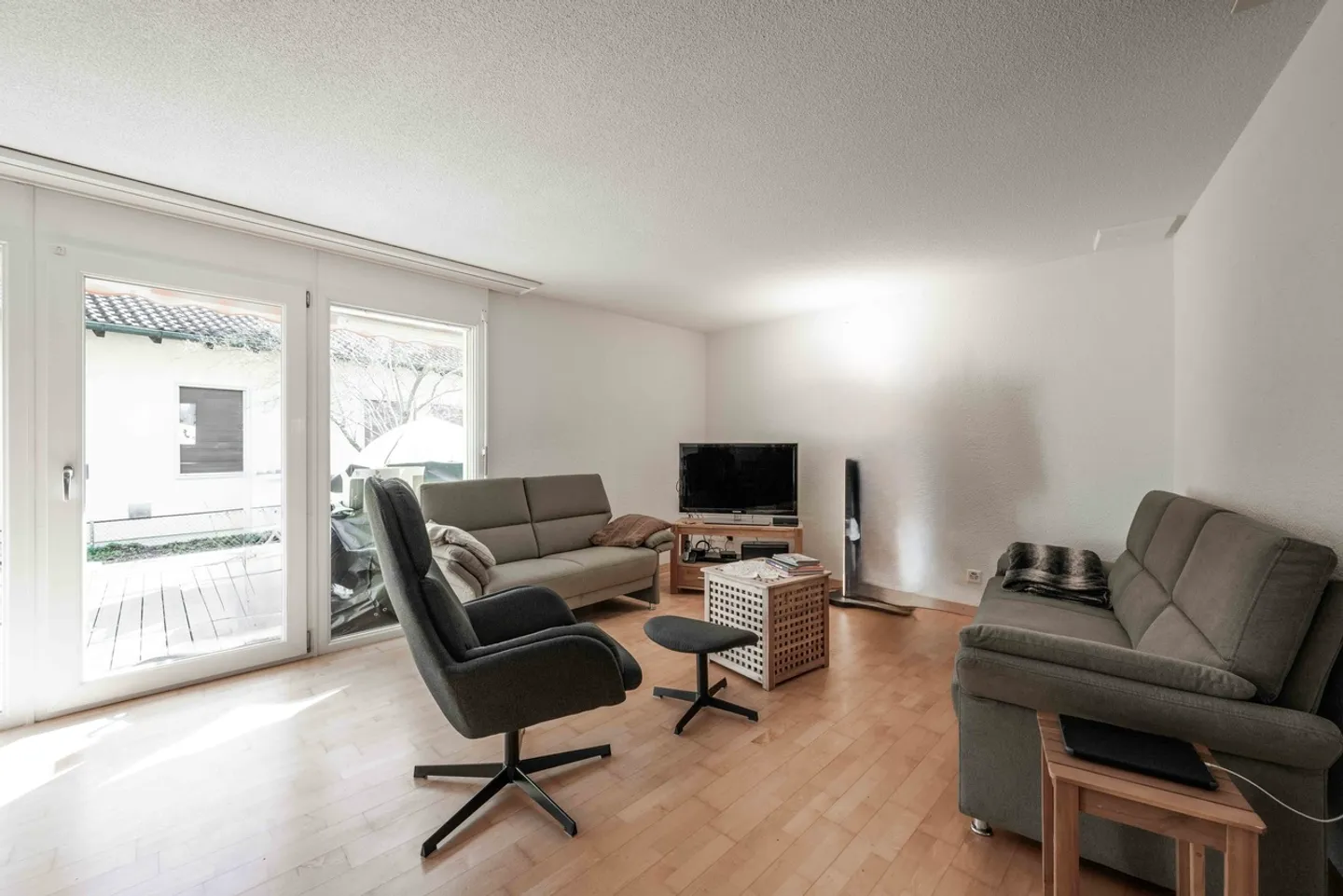 Charming Family Home in Roggwil - Photo 5 of 15