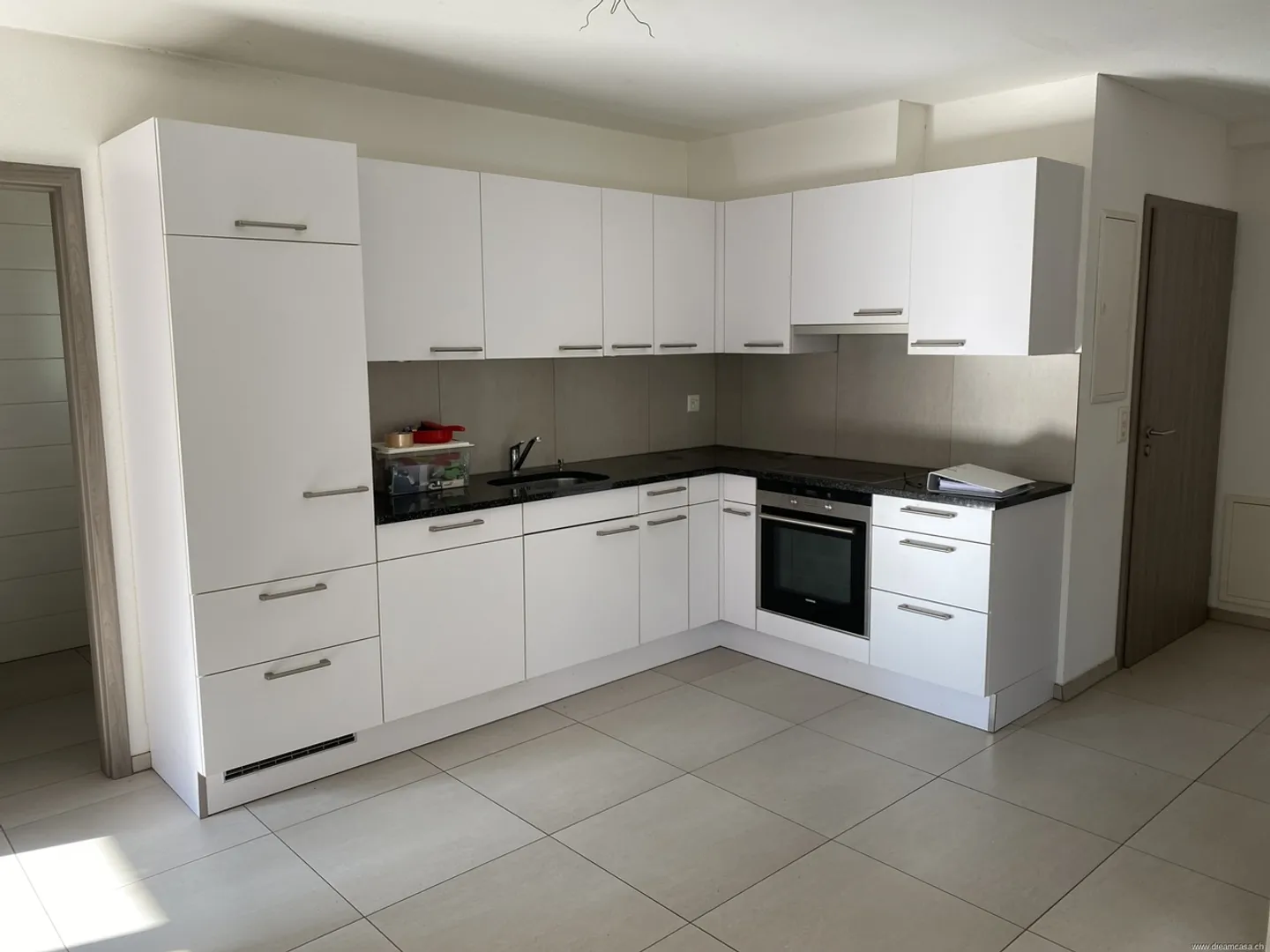 Appartamento luminoso 3.5 stanze - Foto 3 di 12