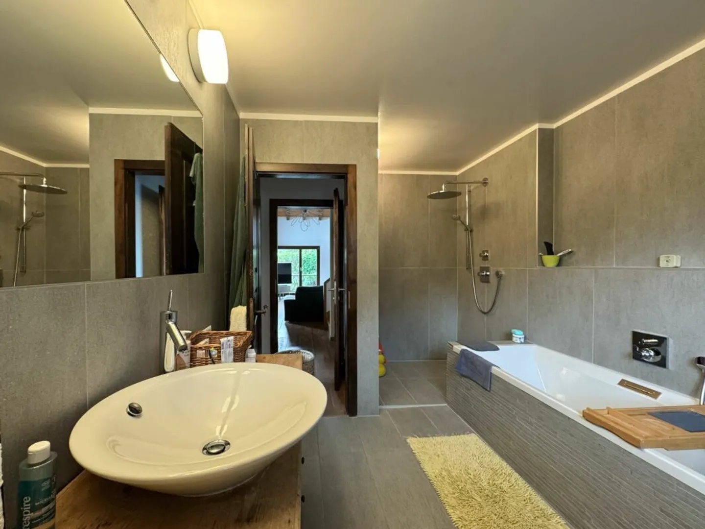 Casa di 5,5 stanze + uno studio con bella vista sulla pianura! - Foto 15 di 26