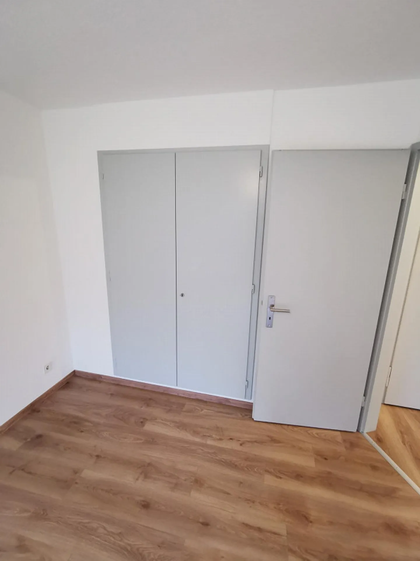 Appartement 2 pièces confortable à Neuenhof pour célibataires - Photo 6 sur 6