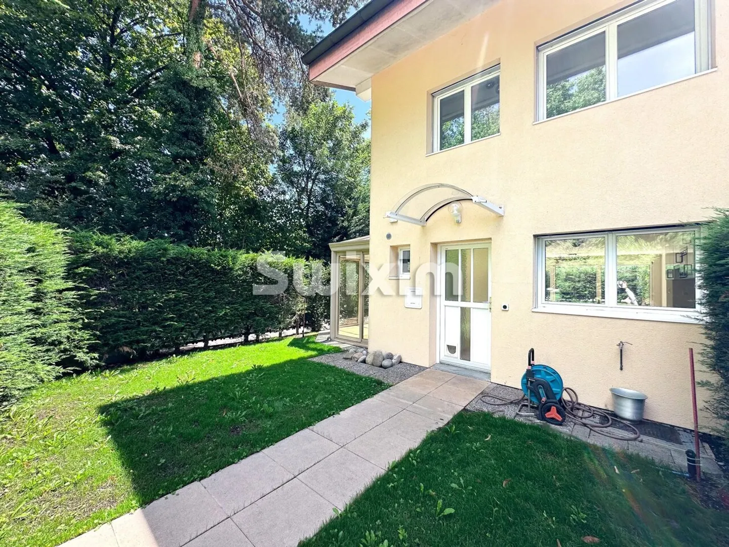 Casa a Chambésy - Foto 1 di 13