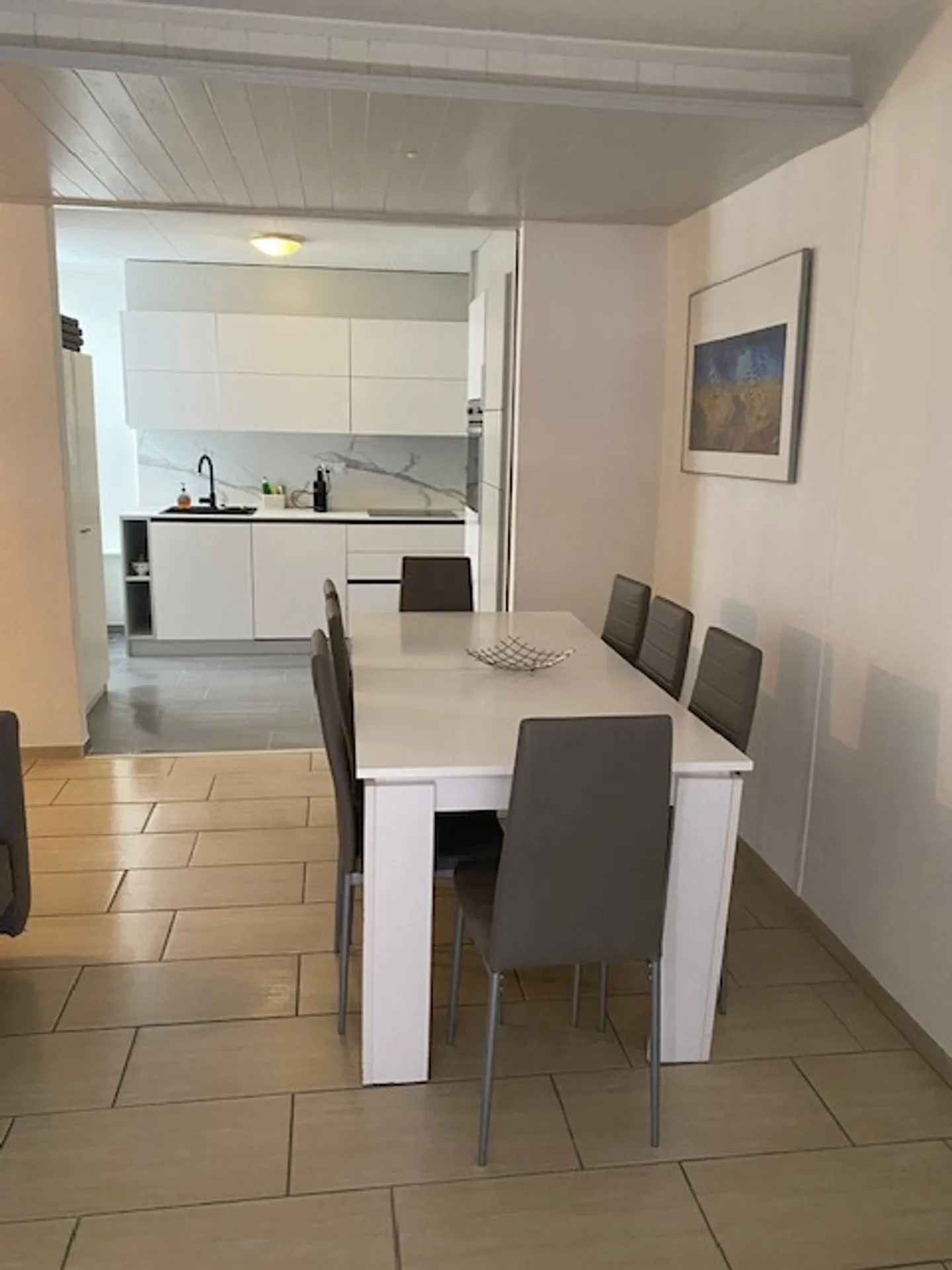 Appartement Charmant avec Balcon - Photo 3 sur 9