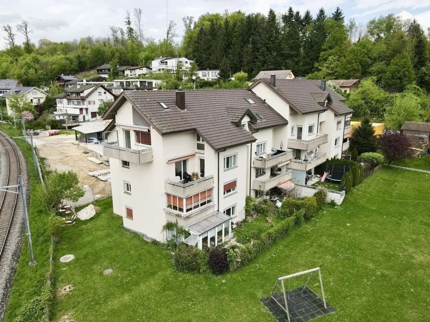 Panorama Apartment with 160 m² Annex – Limitless Living - Photo 1 of 16