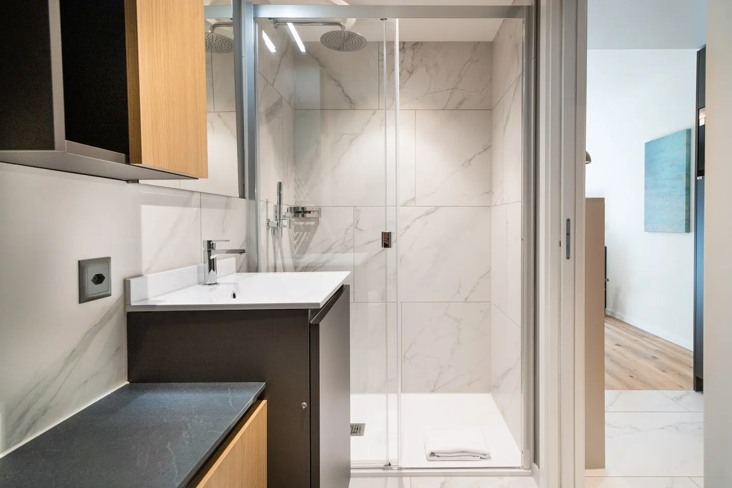 Last available Apartments at City Pop Zürich Oerlikon Central - Photo 15 of 19