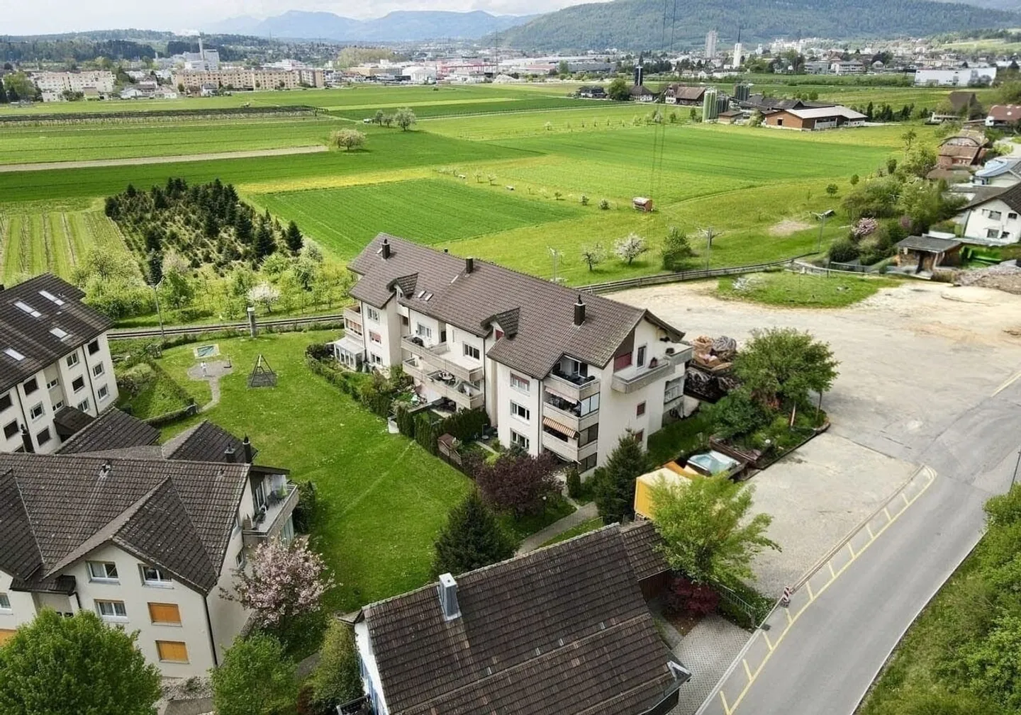 Panorama Apartment with 160 m² Annex – Limitless Living - Photo 16 of 16