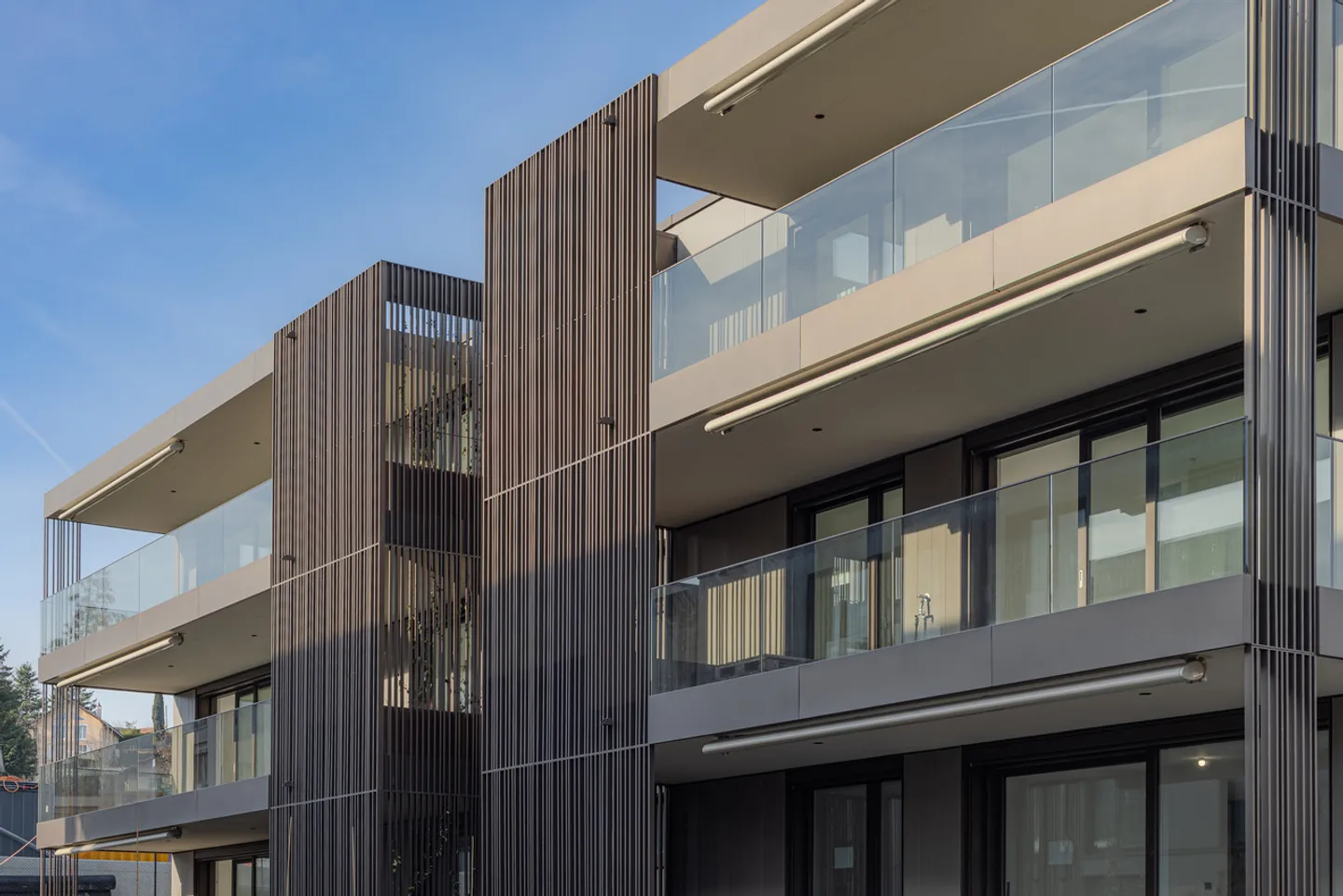 Appartamento al piano terra con 3,5 stanze, terrazza e giardino privato - Foto 1 di 6