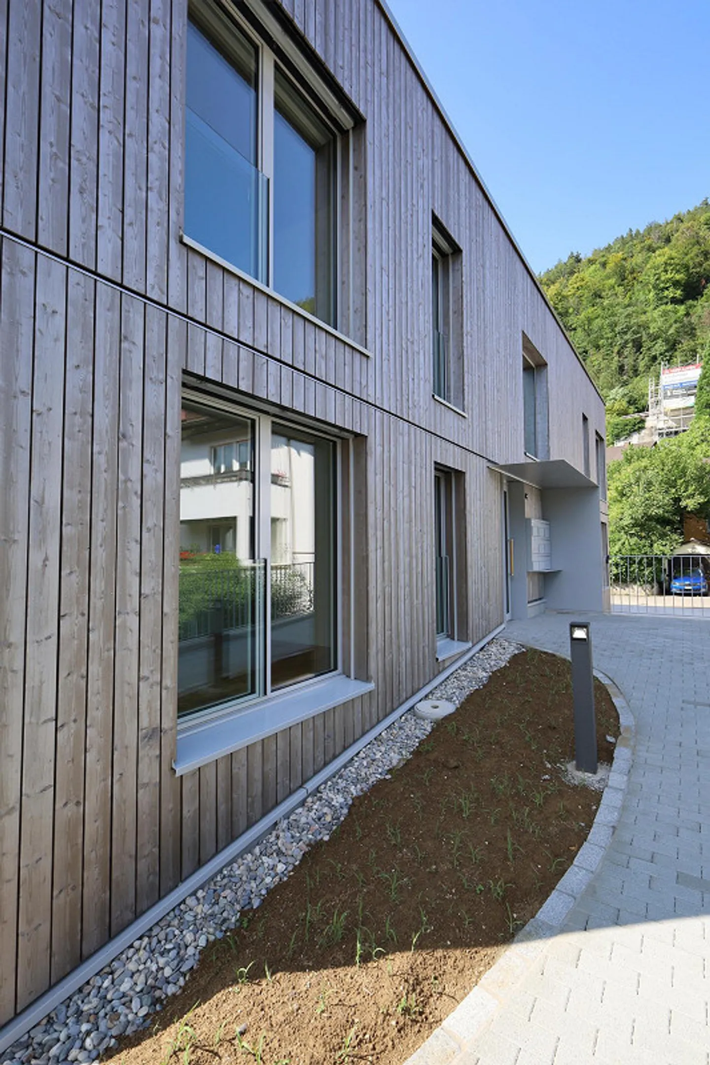 Moderne 2.5-Zimmerwohnung - Foto 2 von 10