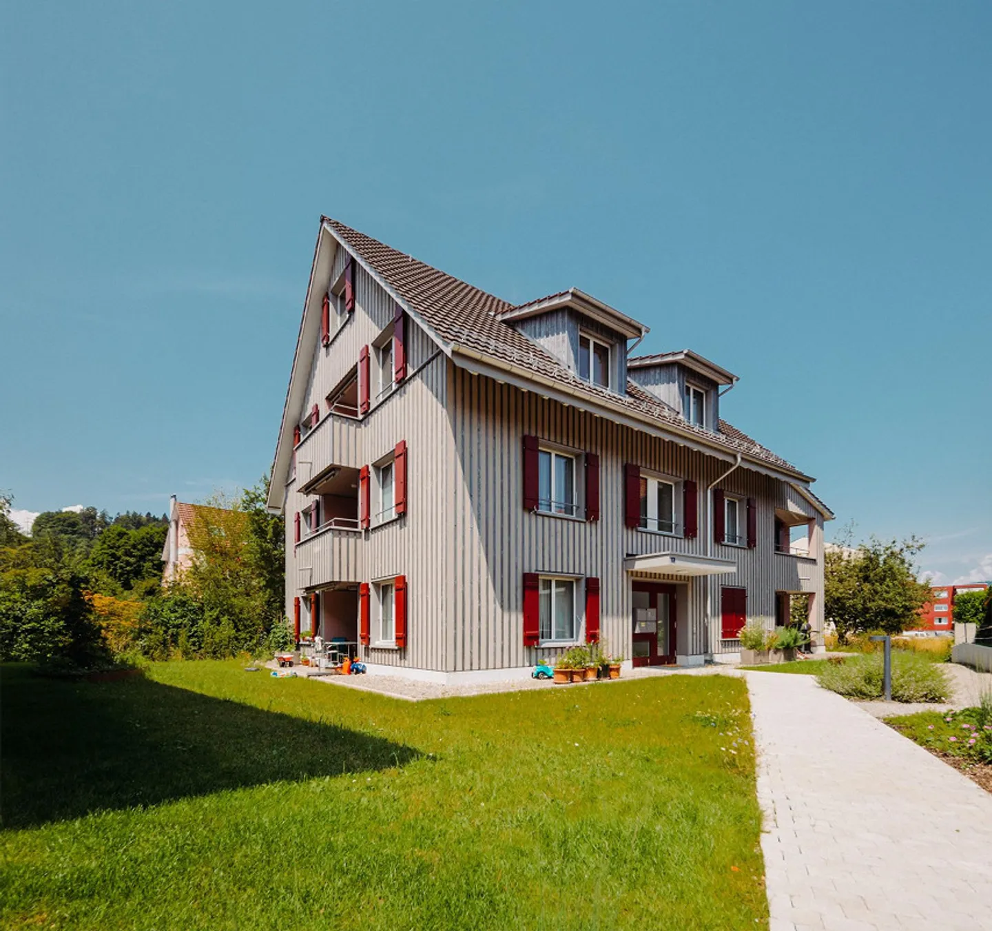 Maisonette moderne de 5,5 pièces à vendre à Embrach - Photo 2 sur 13