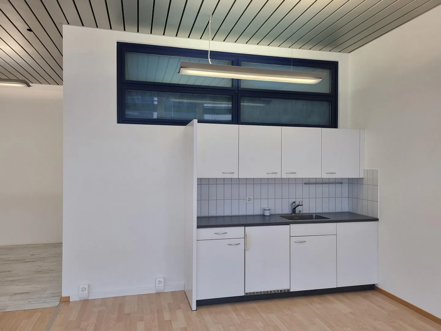 Ufficio 102m2 in Posizione Centrale a Sarnen - Foto 5 di 8