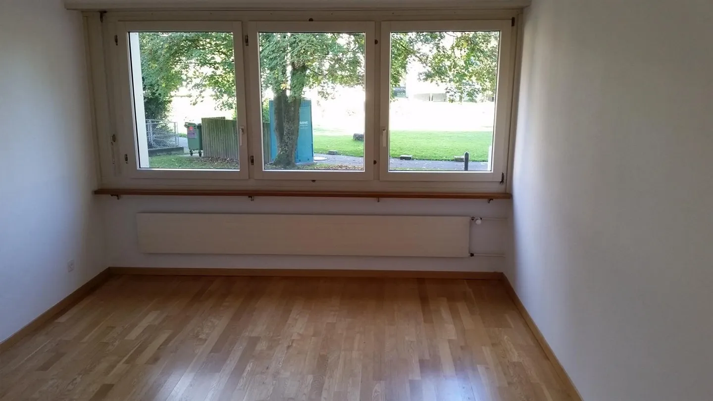 Attractive Ground Floor Apartment with Patio in Greenery - Photo 6 of 10
