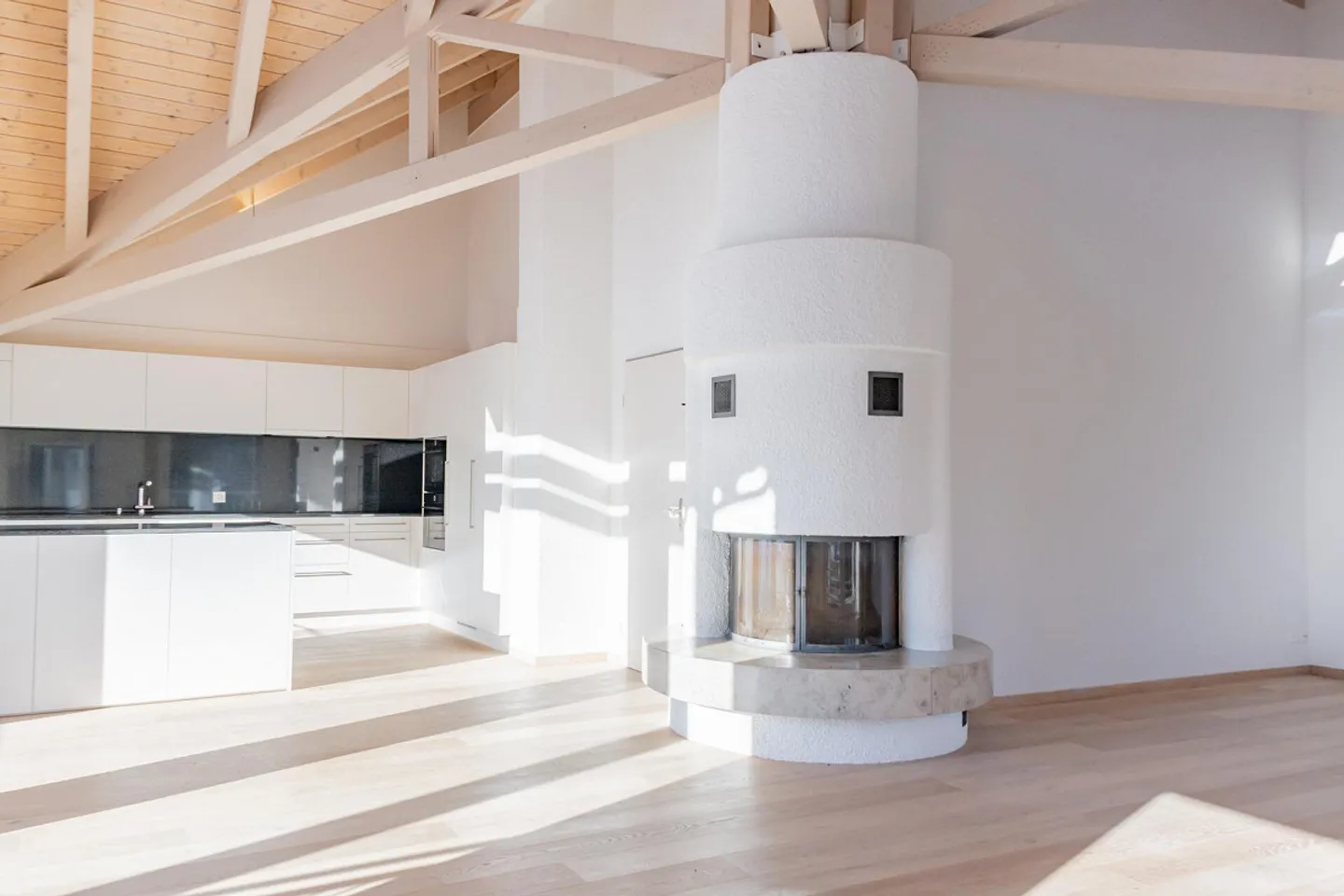 Light-flooded attic apartment with fireplace, visible beams and dreamlike ... - Photo 1 of 8